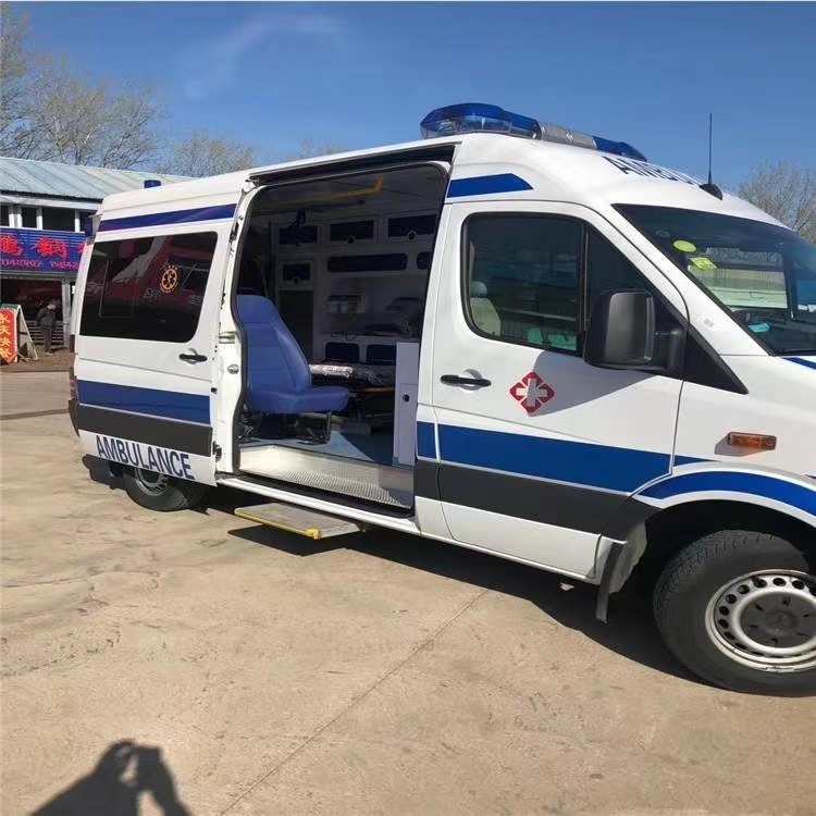 潮阳私人长途救护车出租转院回家